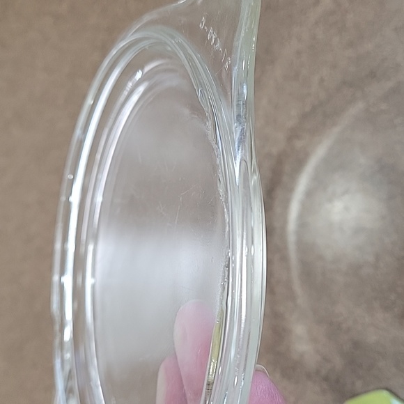 Vintage Pyrex 1 Pint Yellow Casserole Dish!! - Picture 15 of 16